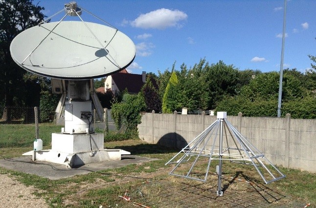 F1EHN 3.30m dish with 21cm feed for radio astronomy