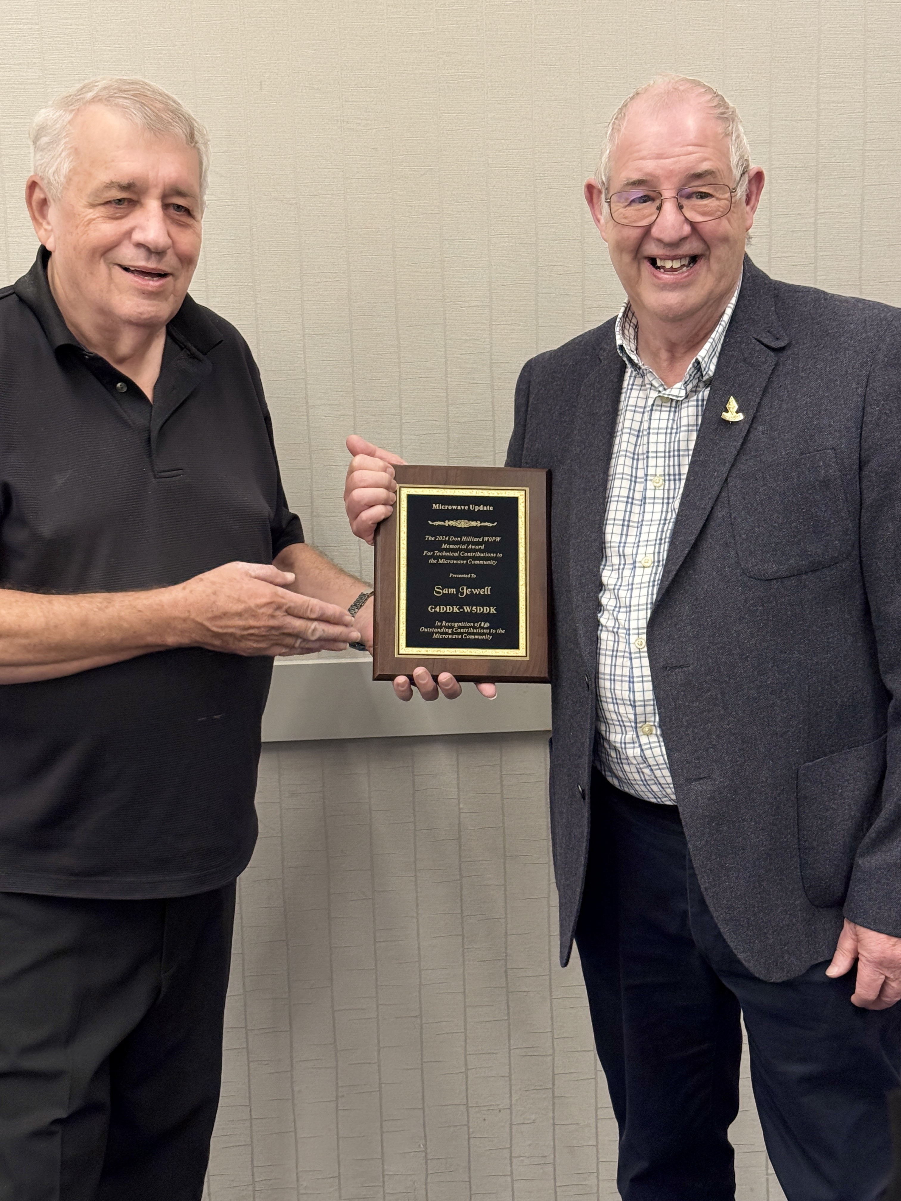 G4DDK receives Don Hilliard award