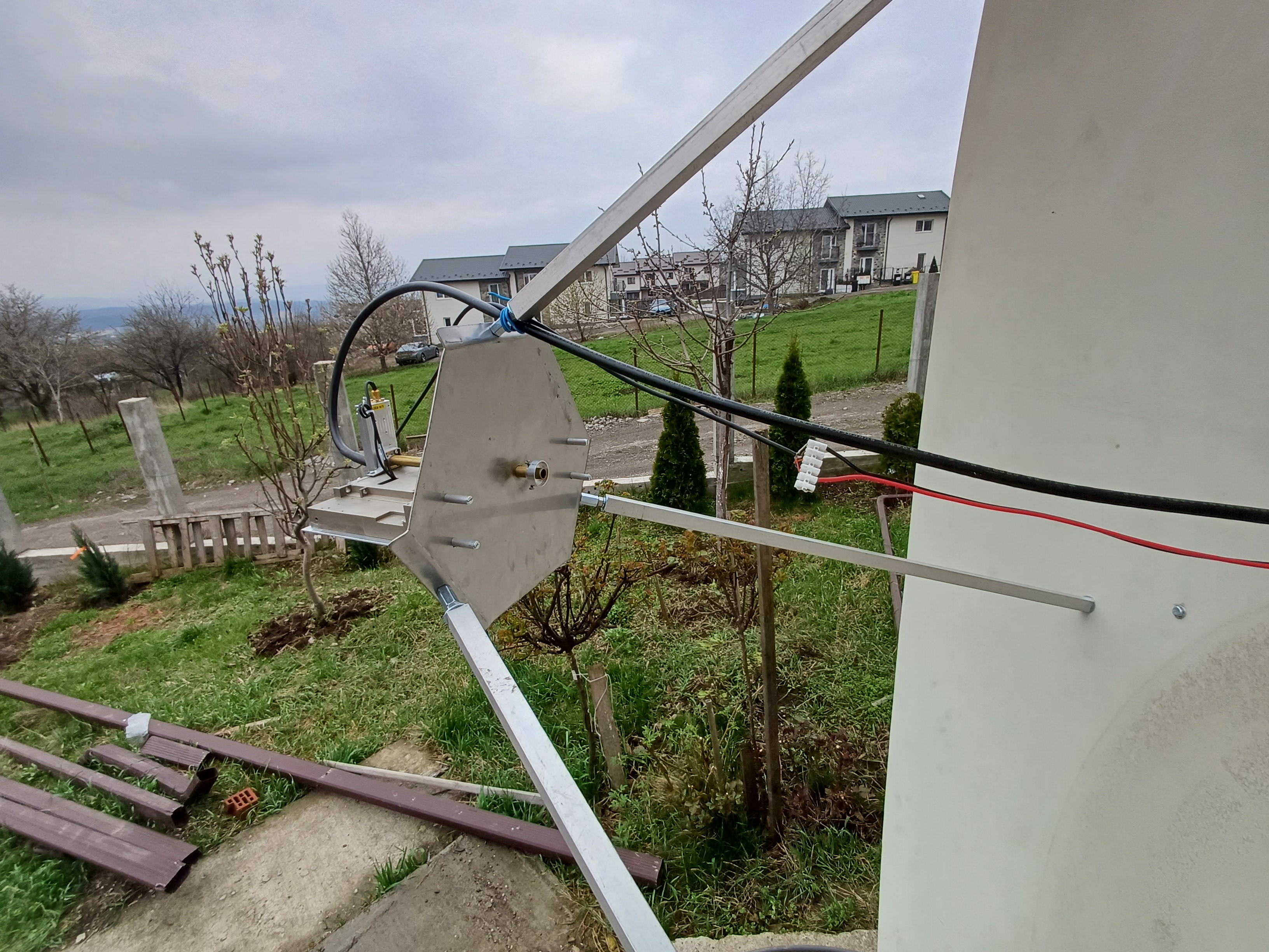 YO8RHI 24GHz feed