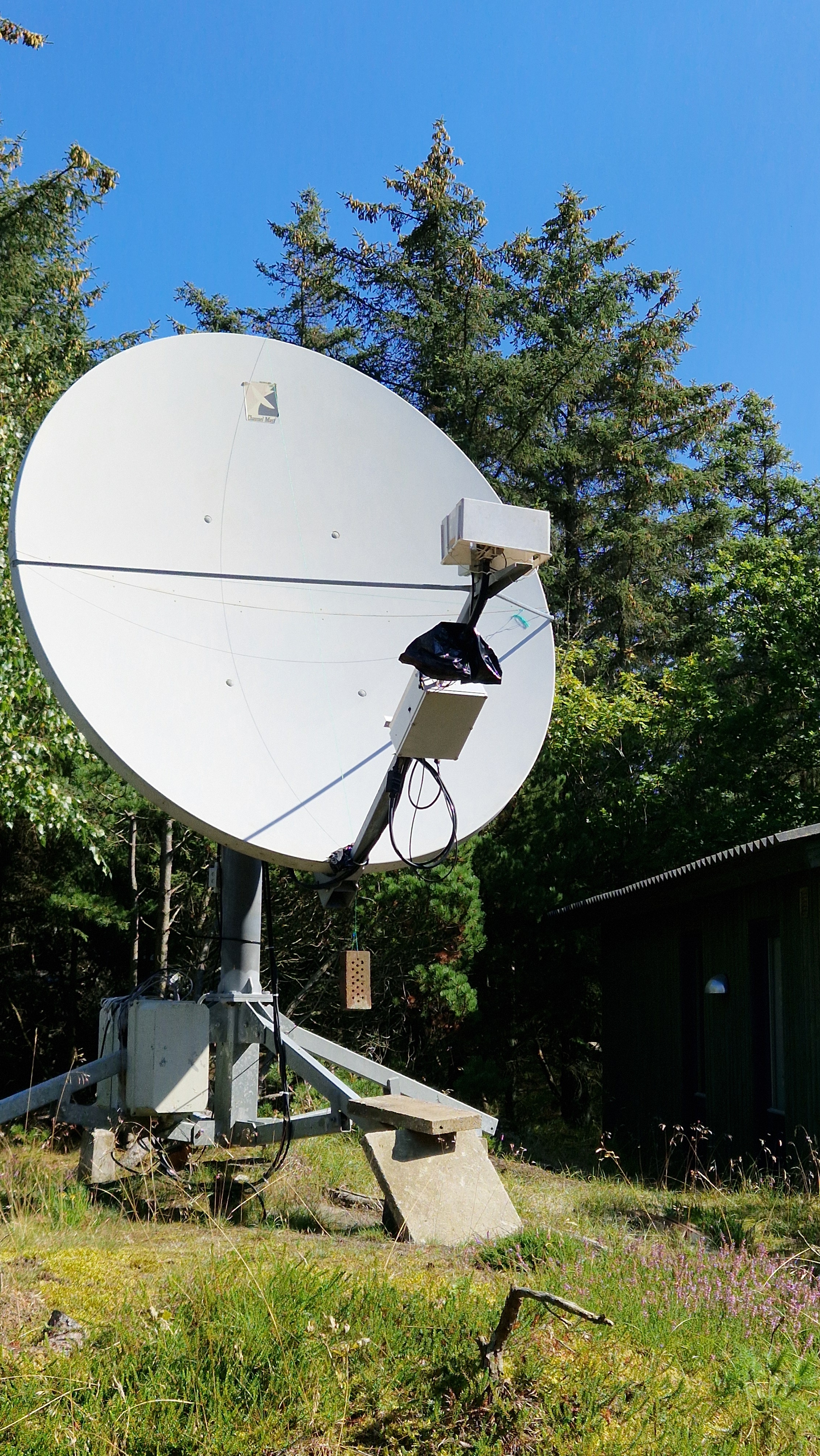 OZ1FF offset dish
