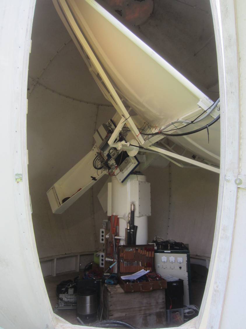 OZ5TG dish inside radome