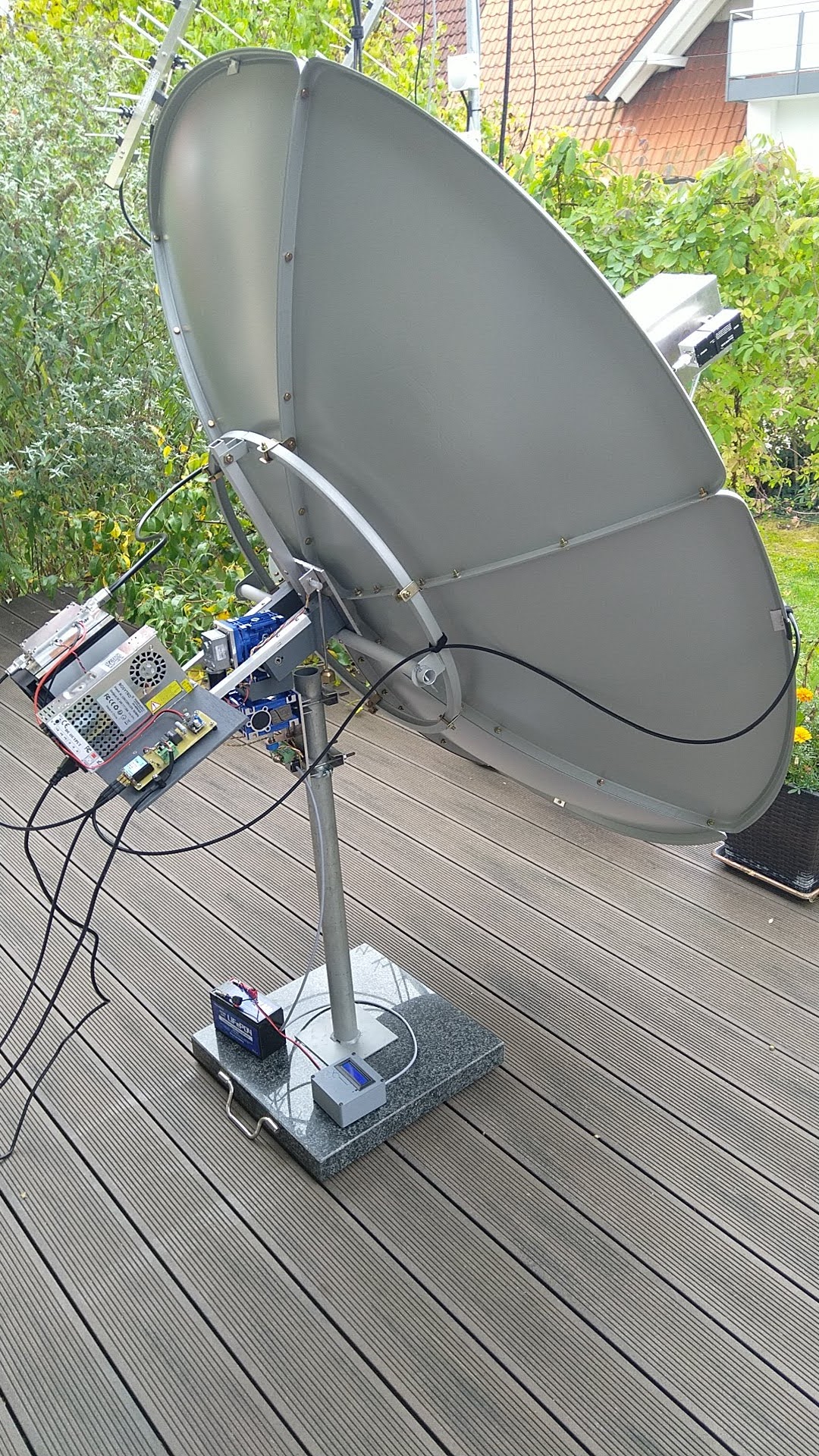 DC1RDB dish rear view