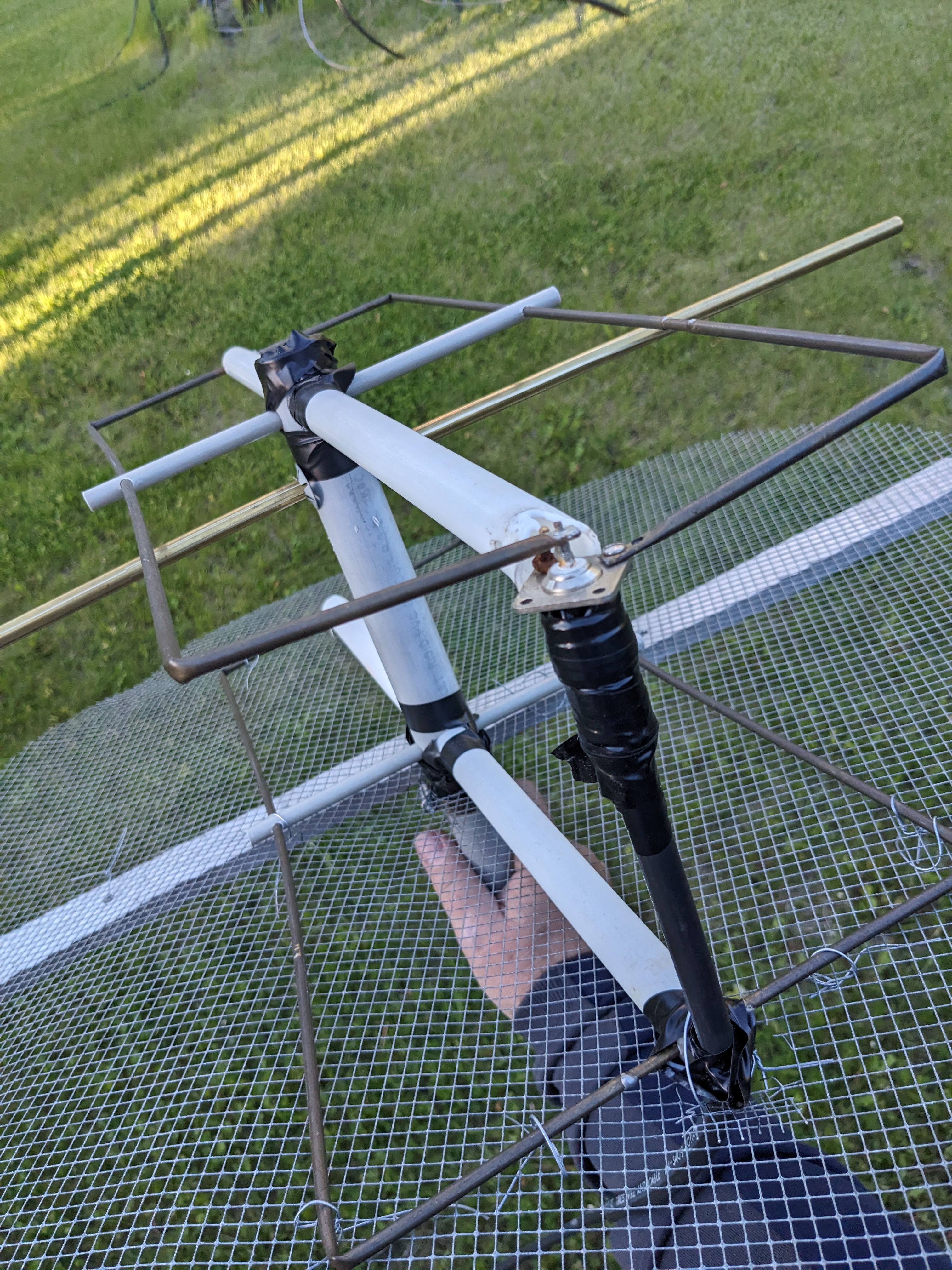 VE6TA 222 MHz dish feed