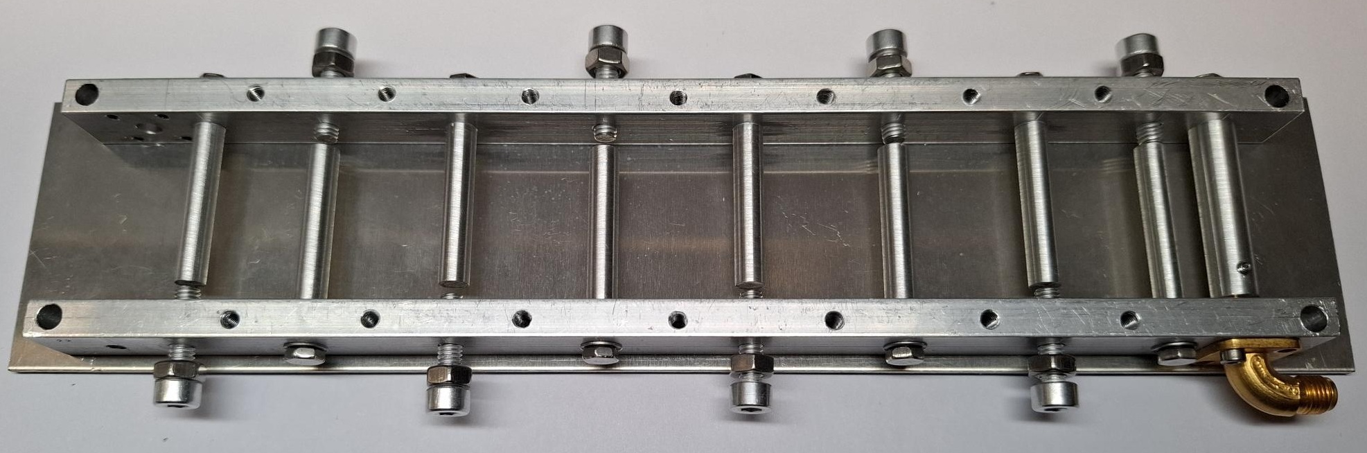 G4CCH Interdigital Filter Inside View