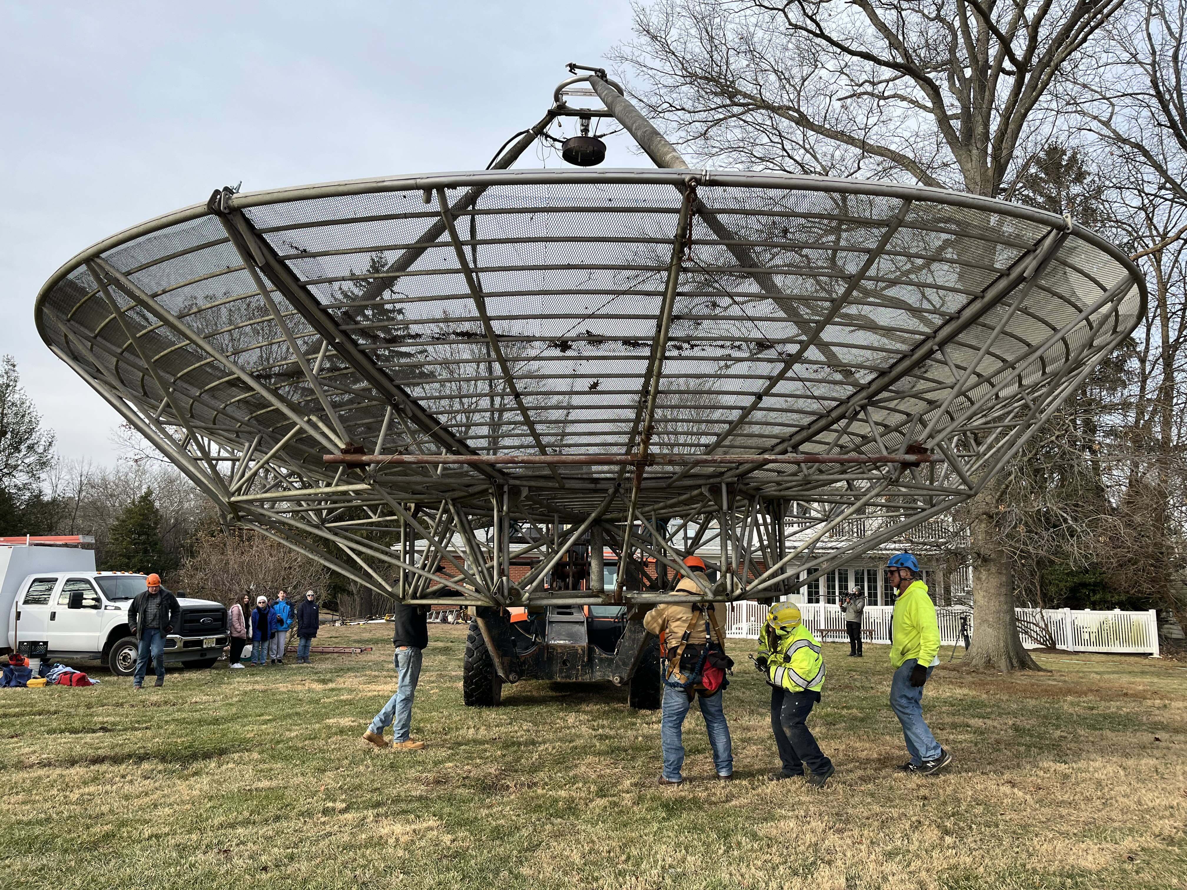 K2UYH 28 foot Dish Removed