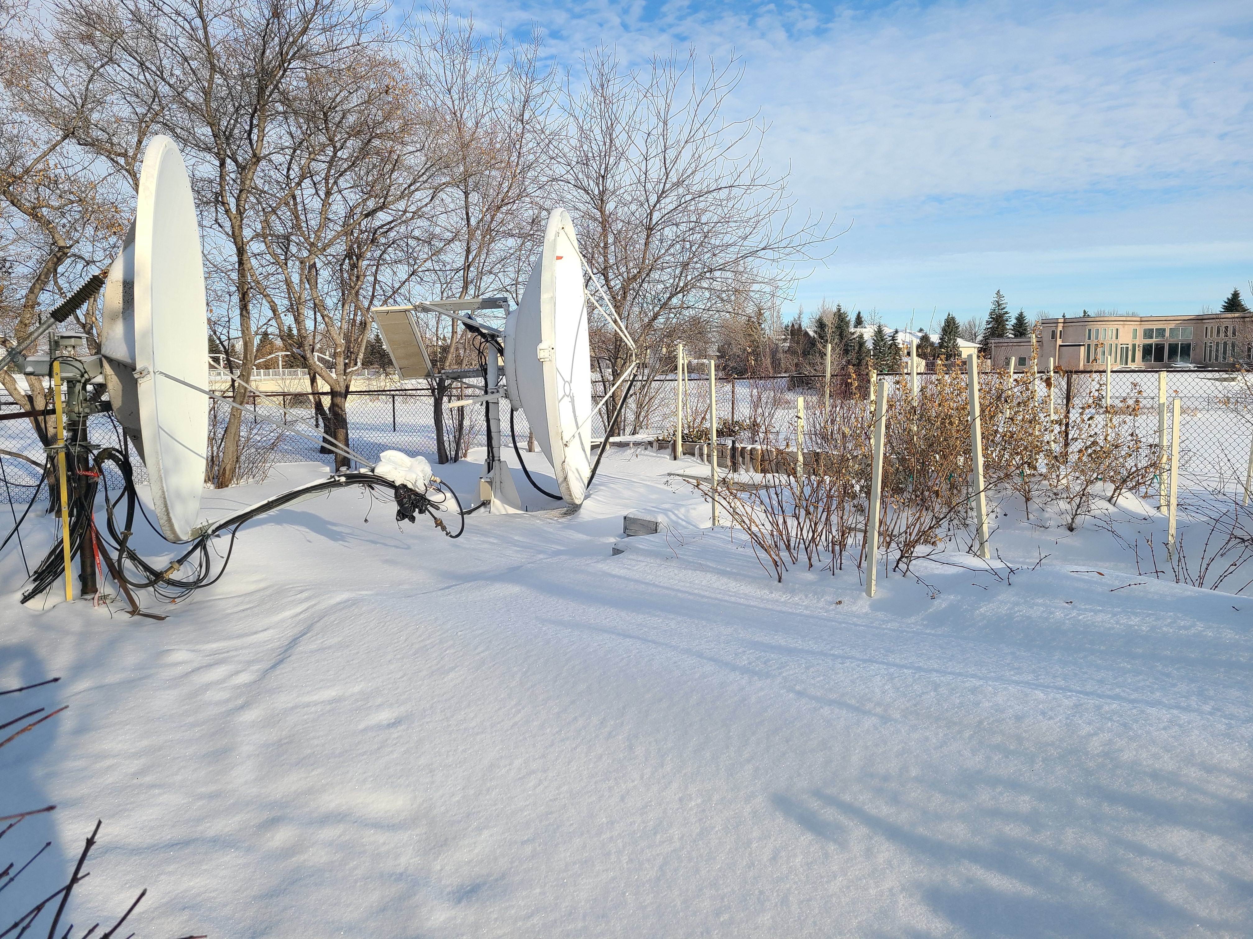VE4MA Dishes on a Winter Day 1