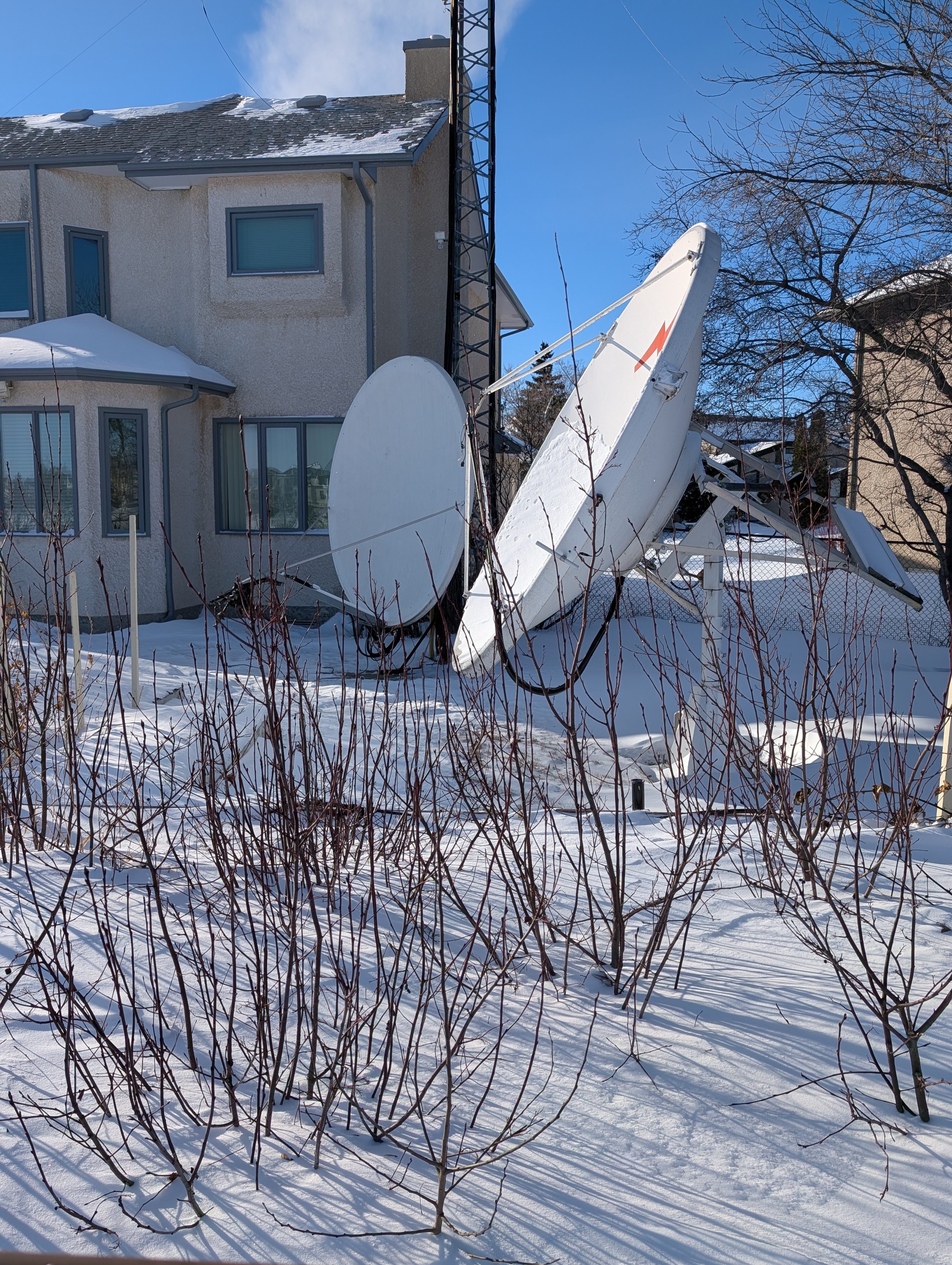 VE4MA Dishes on a Winter Day 2