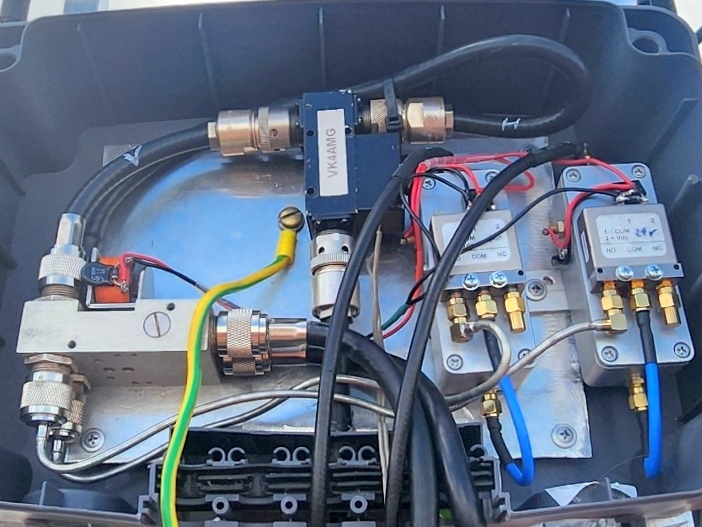 VK4AMG Antenna Masthead Relay and Preamplifier Assembly