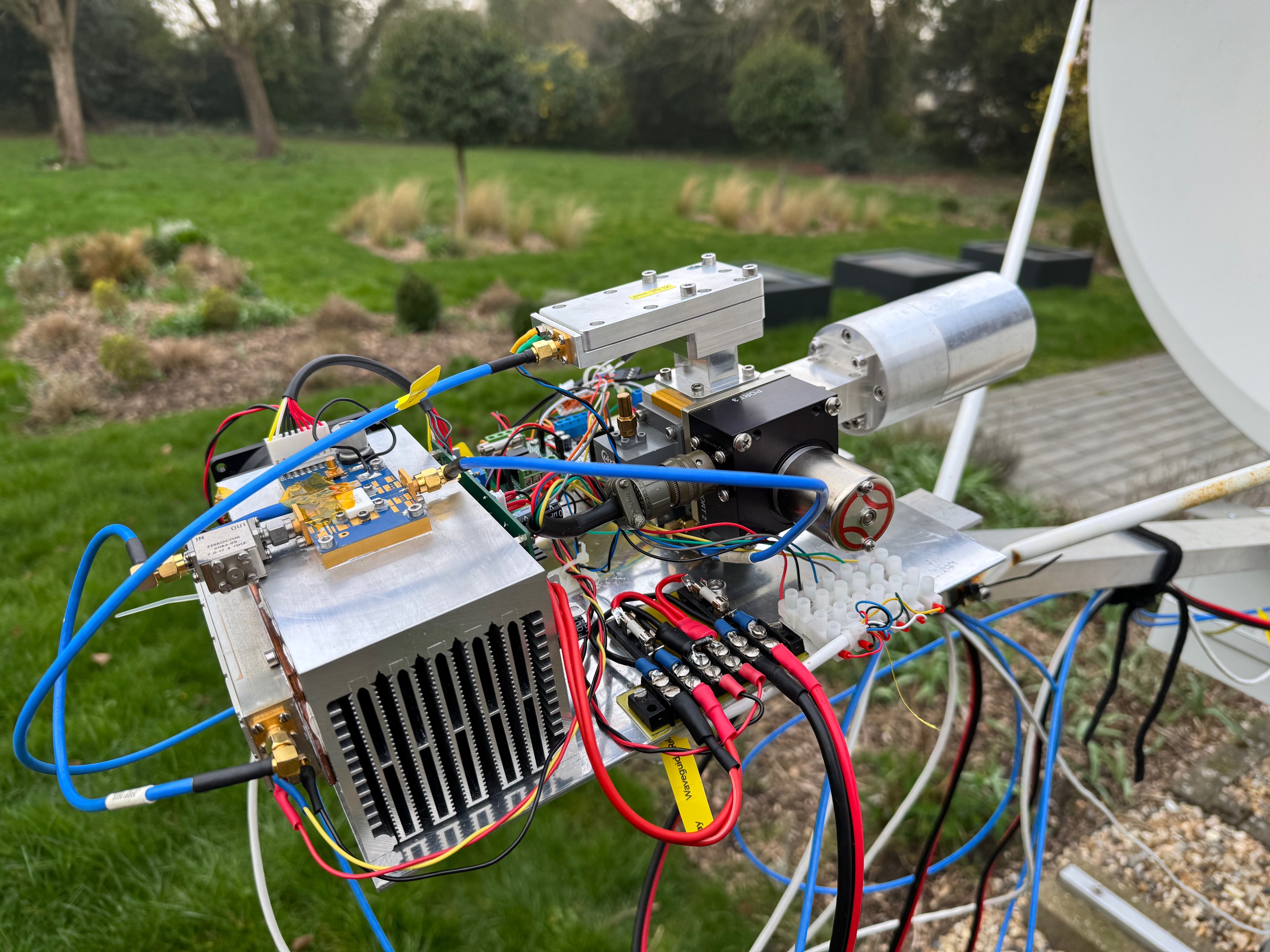 G8RWG SSPA Feed Assembly