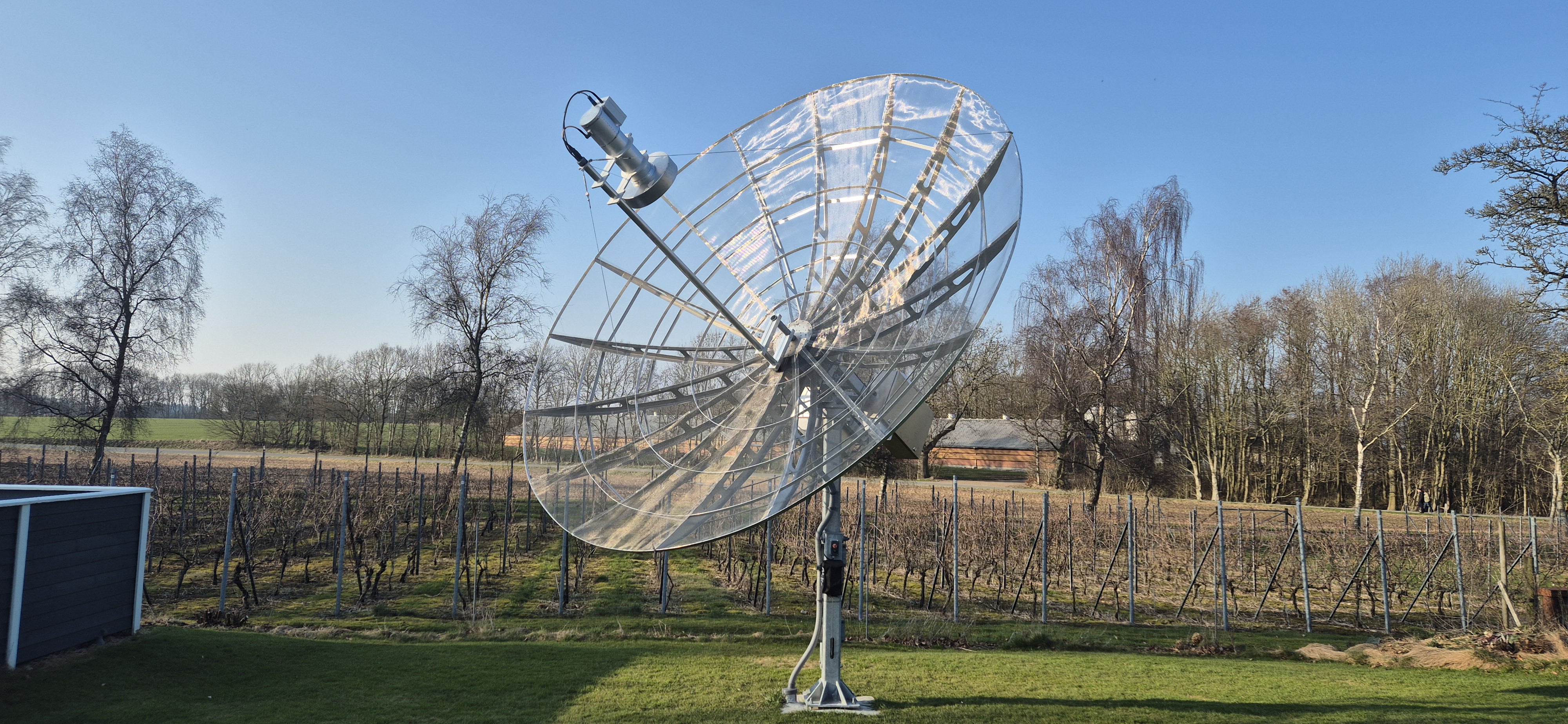 OZ9AAR Dish 1