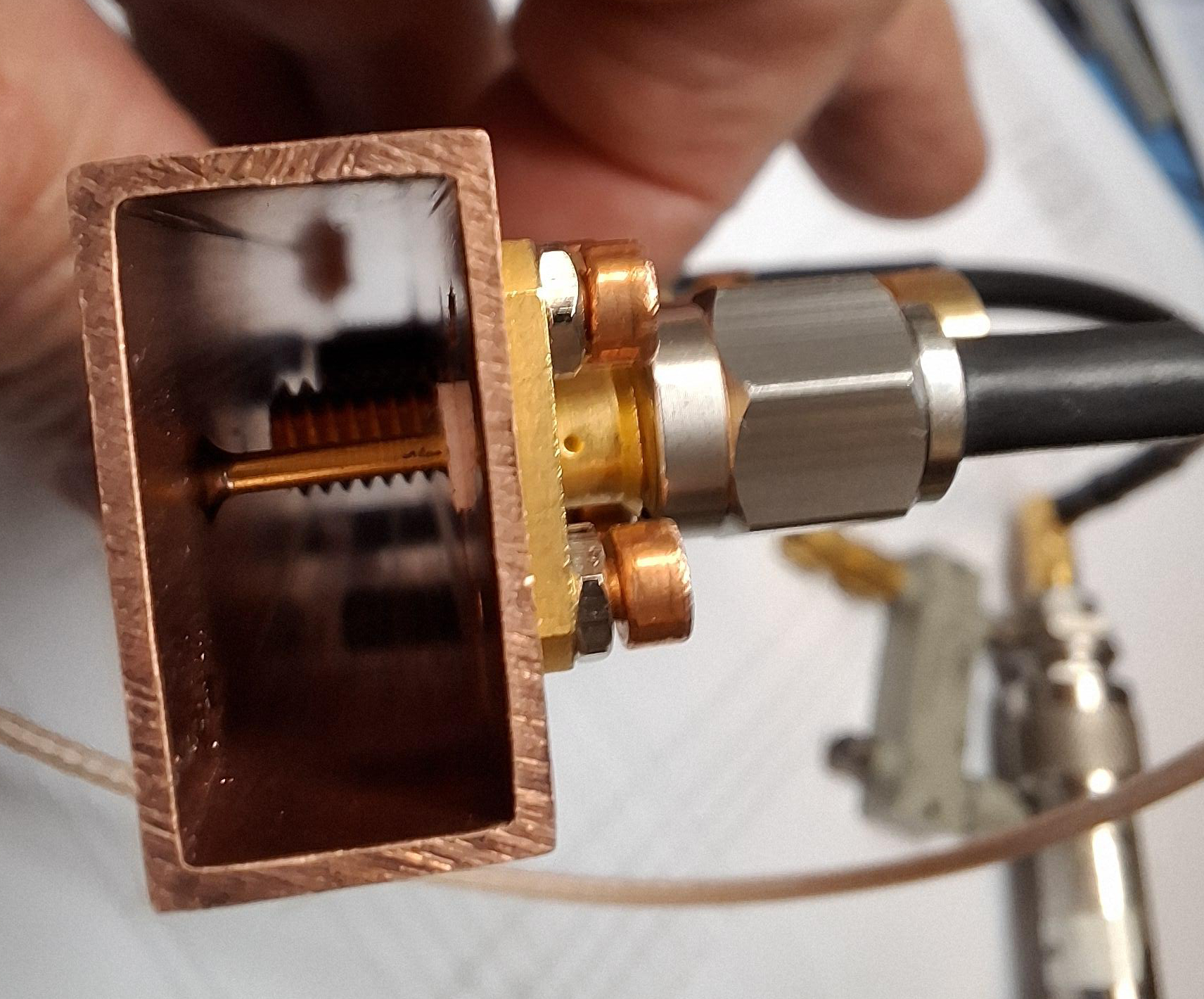 G4CCH End View of 6 cm Evanescent BPF