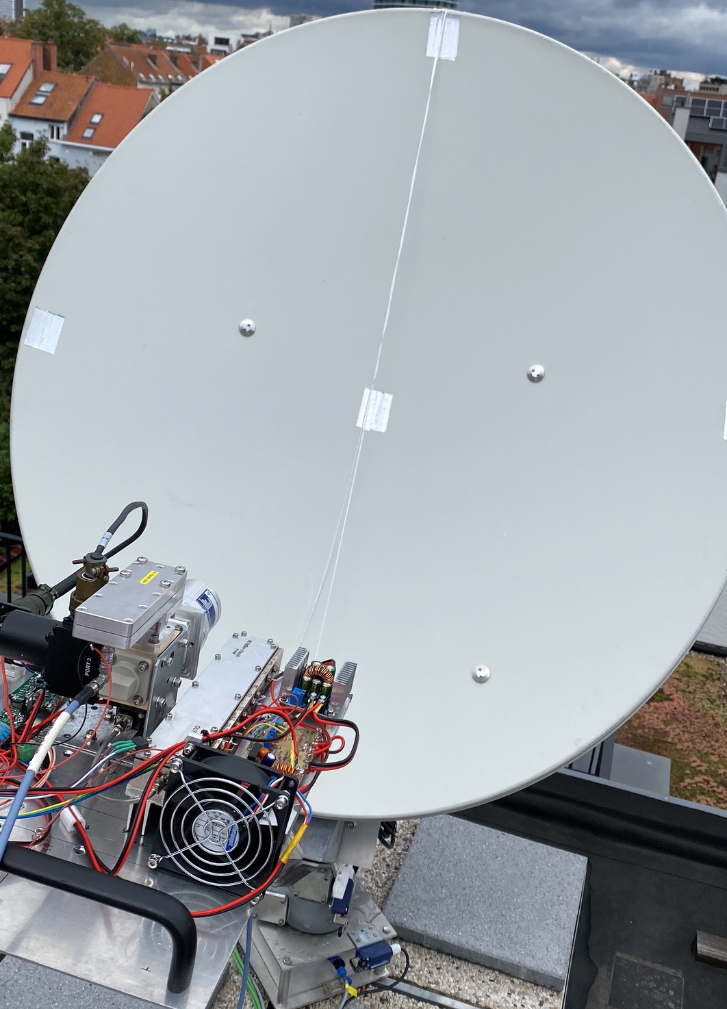ON4MU 1.2 m 10 GHz Dish ON4MU 1.2 m 10 GHz Dish