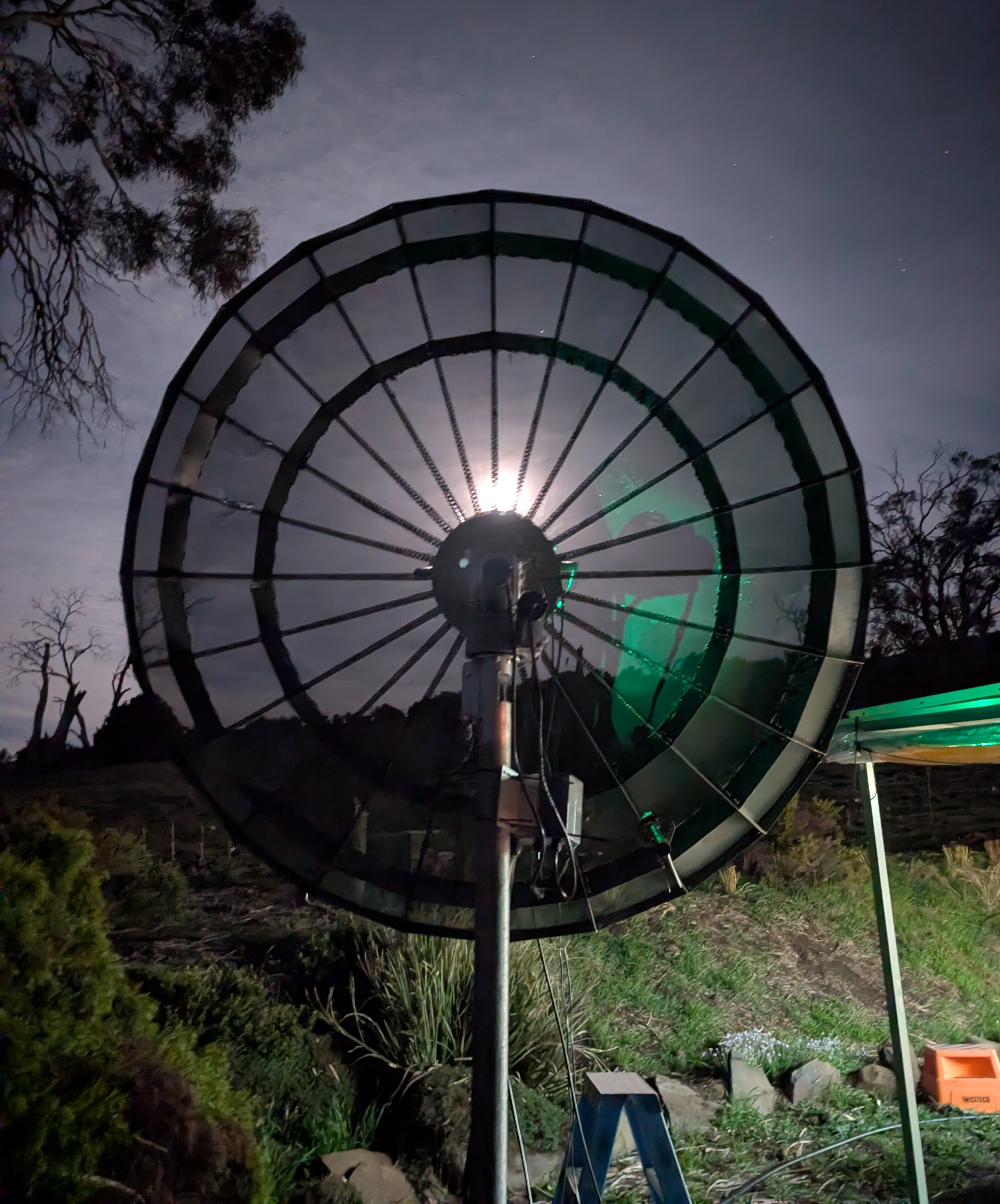 VK7BZX Dish at MoonRise VK7BZX Dish at MoonRise